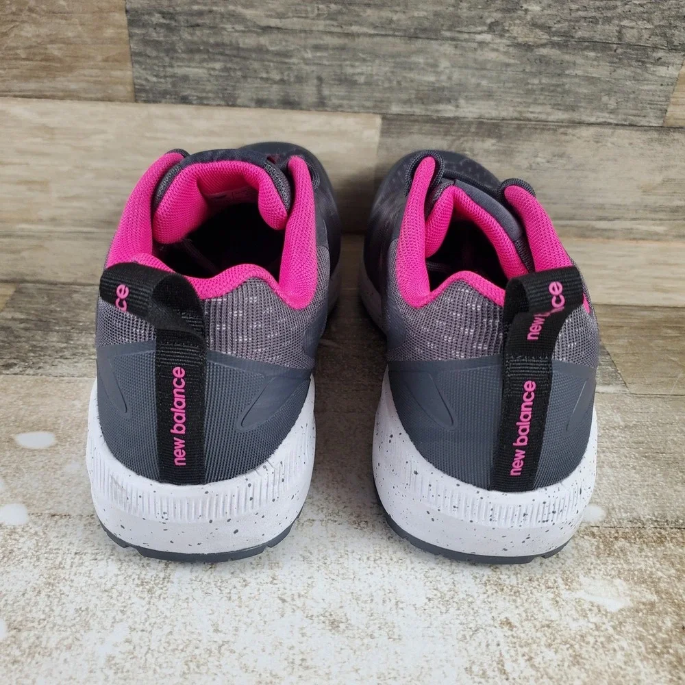 New Balance Safety Logic Womens Work Shoes Sz 8 B Grey/Pink Lace Up Sneakers